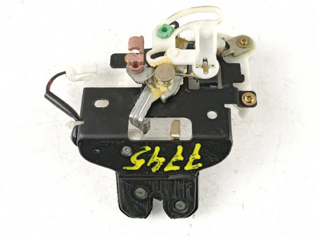Cerradura de maletero G22C56820A MAZDA