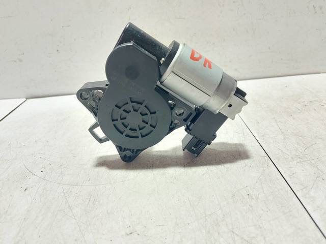 G22C5858X Motor del elevalunas de la puerta delantera derecha  en stock Sabadell