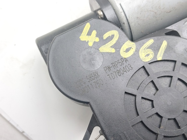 MAZDA G22C5858X Motor del elevalunas de la puerta delantera derecha  comprar en Murcia