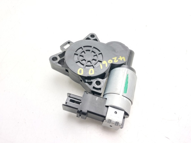 G22C5858X MAZDA Motor del elevalunas de la puerta delantera derecha  disponible Ourense