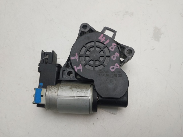 G22C5858X MAZDA Motor del elevalunas de la puerta delantera derecha  disponible Alicante