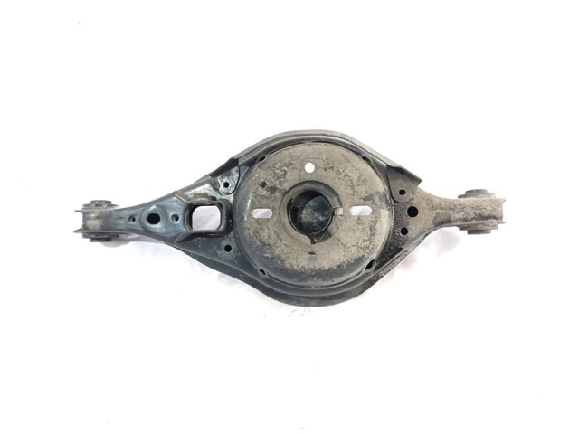 Brazo suspension (control) trasero inferior derecho  G26A28300 MAZDA