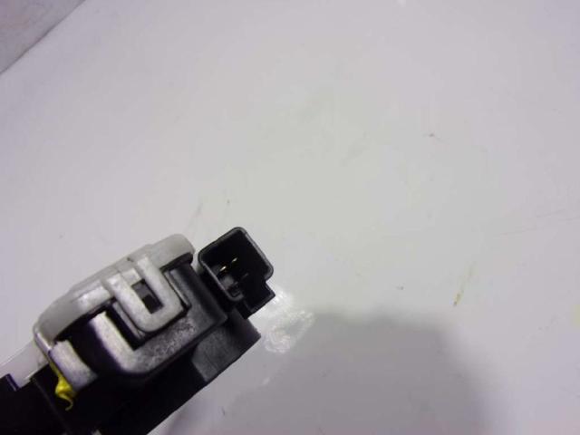 G33M62310 MAZDA Cerradura de tapa de maletero  comprar en Lleida
