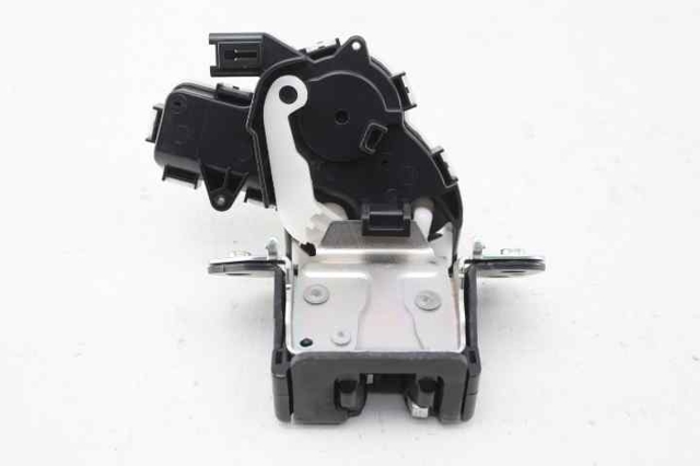 G33M62310B MAZDA Cerradura de maletero comprar Alcalá