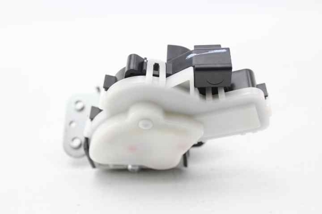 G33M62310B MAZDA Cerradura de tapa de maletero  comprar en Lleida
