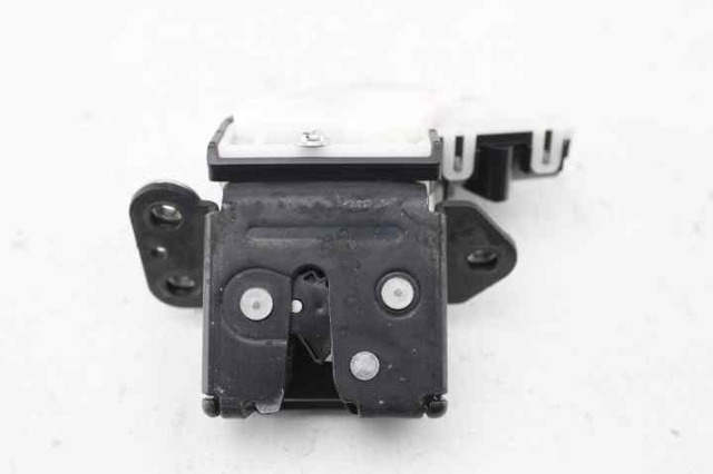 G33M62310B MAZDA Cerradura de maletero comprar Bilbao