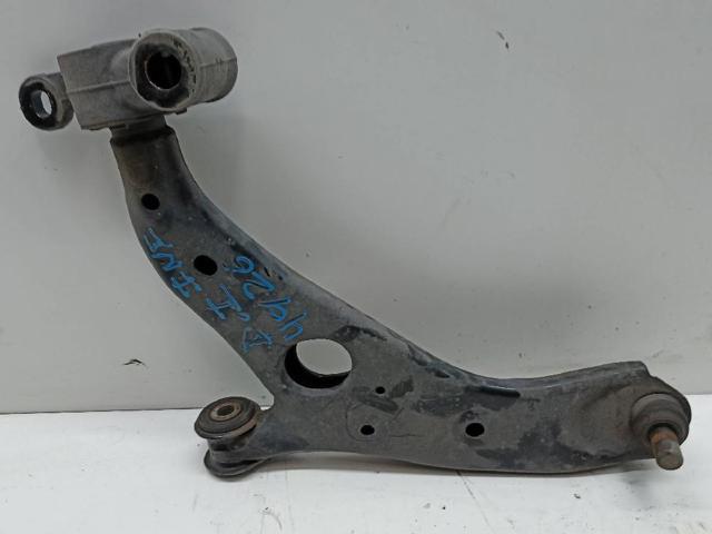 Brazo inferior izquierdo de la suspensión delantera G46C34350 MAZDA