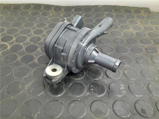 G904047040 TOYOTA Bomba de agua eléctrica auxiliar  comprar en Jaén