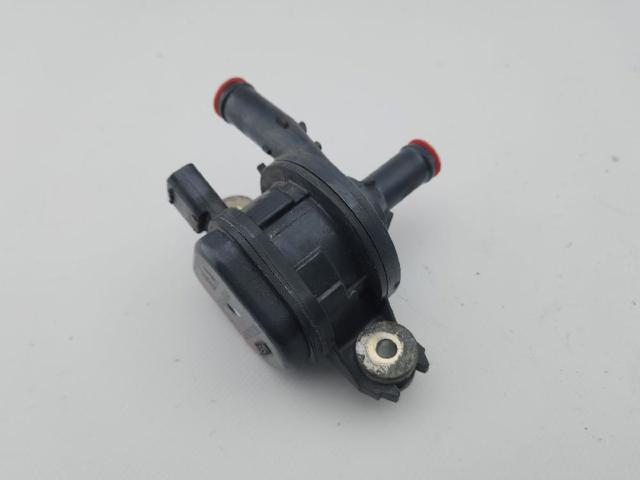 G904047040 TOYOTA Bomba de agua eléctrica auxiliar  en stock Gandía