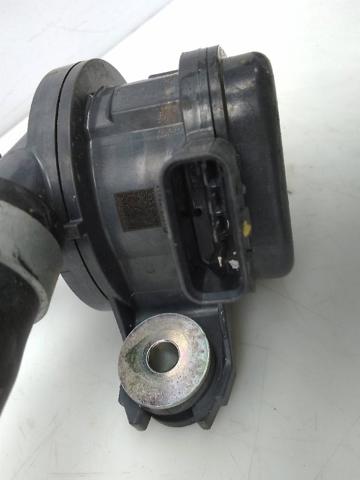 TOYOTA G904047040 Bomba de agua eléctrica auxiliar  comprar en Albacete