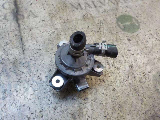 TOYOTA G904052010 Bomba de agua eléctrica auxiliar comprar Barcelona