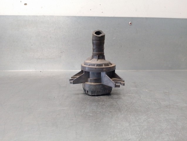 G904052010 Bomba de agua eléctrica auxiliar  comprar en Pontevedra