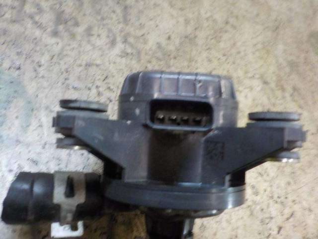 G904052010 Bomba de agua eléctrica auxiliar  disponible Utrera