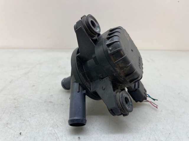 G904052010 Bomba de agua eléctrica auxiliar comprar Sevilla