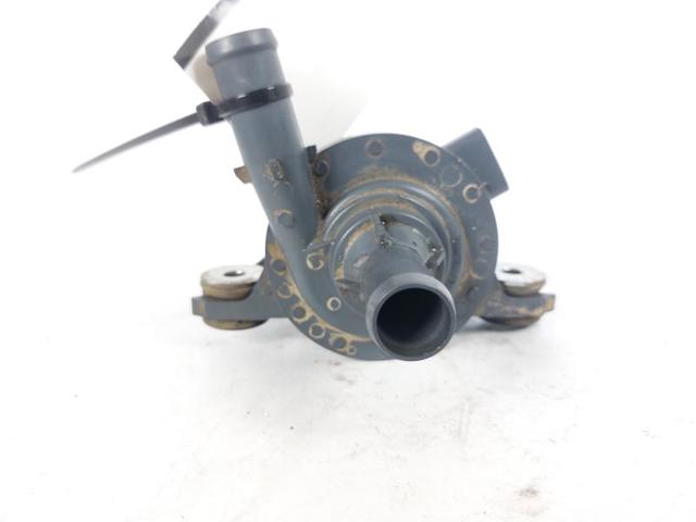 G904052020 Bomba de agua eléctrica auxiliar  disponible Málaga