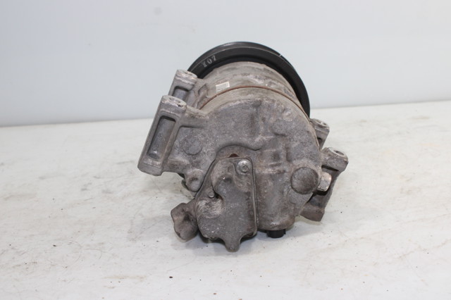 Compresor de aire acondicionado Toyota Corolla R10