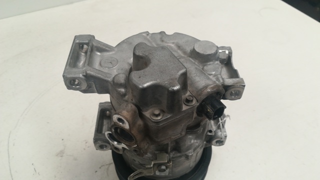 GE4472601744 Compresor de aire acondicionado  en stock Granada
