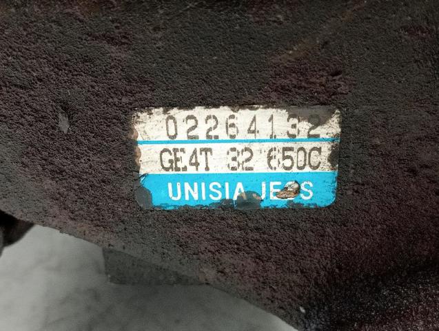 Bomba hidráulica de dirección Mitsubishi Galant 8 EA