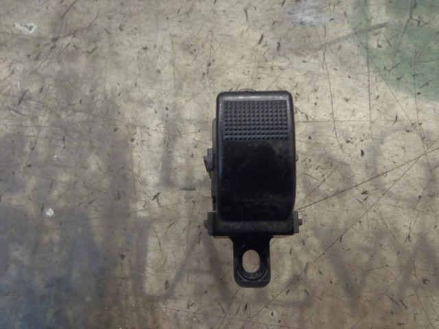 GE4T66370A MAZDA Botón de encendido del motor del elevalunas delantero derecho  comprar en Oviedo