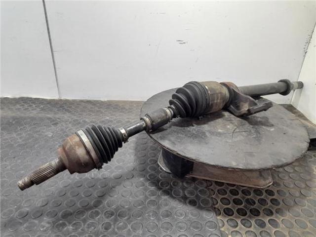 Semieje delantero derecho GG3325500A MAZDA