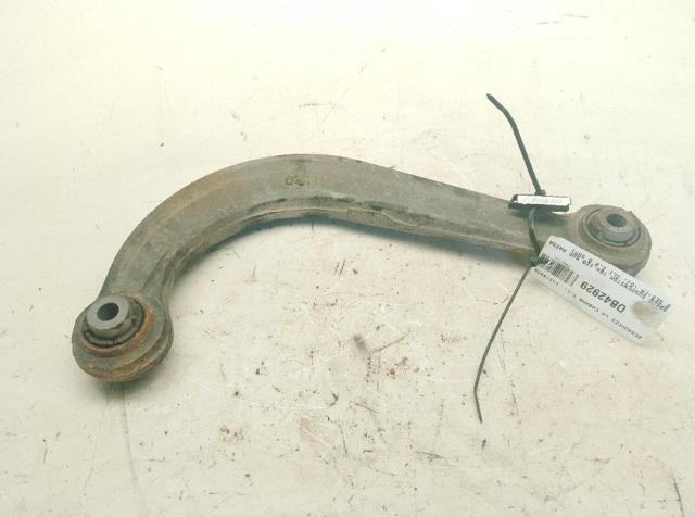 GHP928C10 MAZDA Brazo transversal de suspensión trasera  en stock Gandía