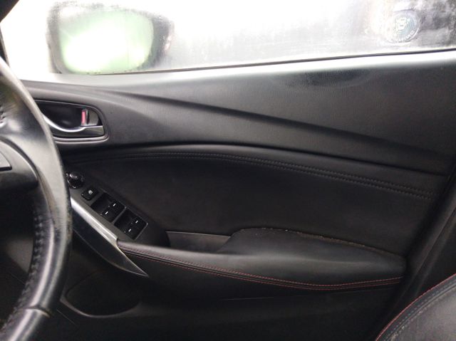 GHP958590A Mazda