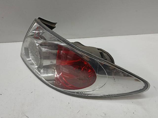 GJ6A51150E MAZDA Piloto trasero exterior derecho comprar Bilbao