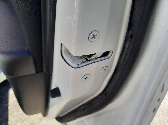 Cerradura puerta delantera derecha para mazda 6 hatchback 2.0 di rf GJ6A58310D
