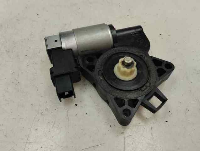 MAZDA GJ6A5858X Motor del elevalunas de la puerta delantera derecha comprar Tarragona