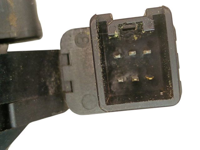GJ6A5958X MAZDA Motor del elevalunas de la puerta delantera izquierda  disponible Ourense