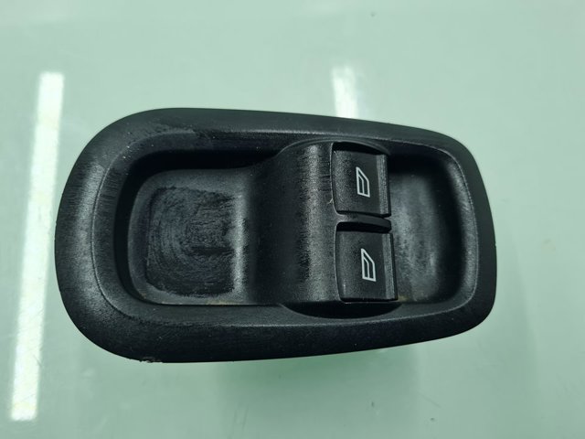 GK2T14A132CA Unidad de control de elevalunas delantera izquierda  comprar en Reus