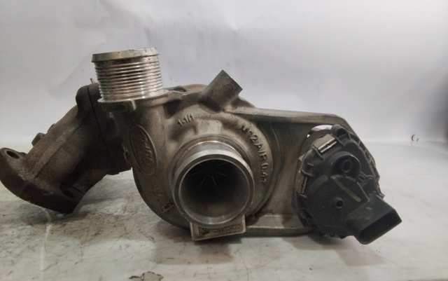 GK3Q6K682AB Ford