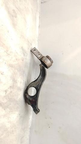 MAZDA GS1D34300K Brazo inferior derecho de la suspensión delantera comprar Tarragona