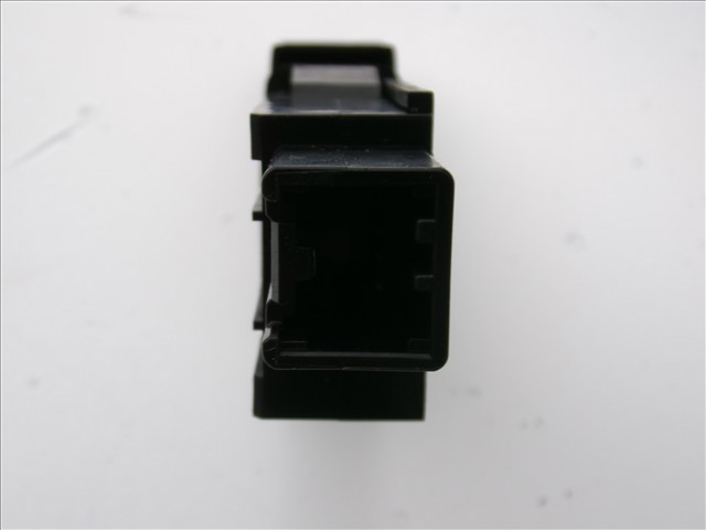 MAZDA GS1D664H0A Botón de emergencia  disponible Valladolid