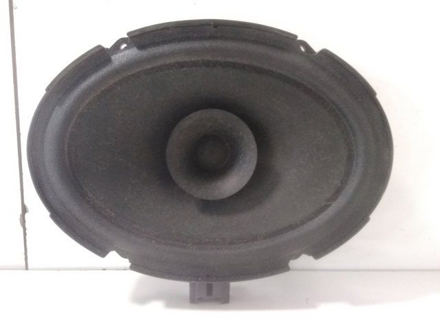 Altavoz de puerta delantera GS1E66960 Mazda