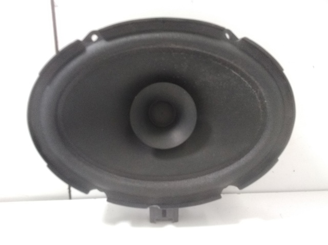 Altavoz de puerta delantera GS1E66960 Mazda