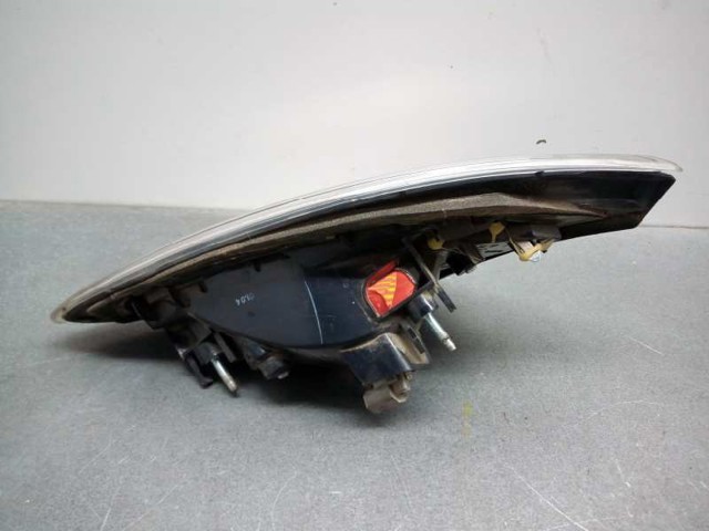 GS1F513F0 MAZDA Piloto trasero interior izquierdo  disponible Alicante