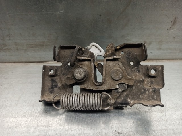 GS1F56620A Mazda