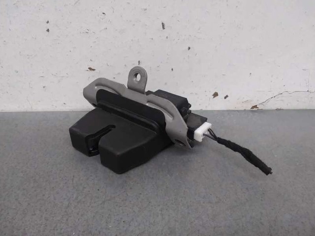 Cerradura de maletero Ford Puma  (J2K, CF7)