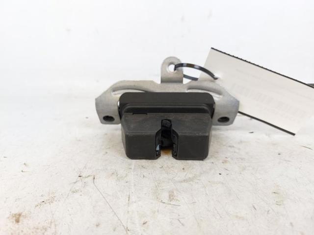 Cerradura de portón trasero Ford Puma  desde 55,18 €