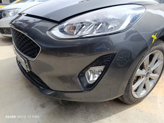 Tapa del enganche de remolcado delantera para Ford Fiesta 