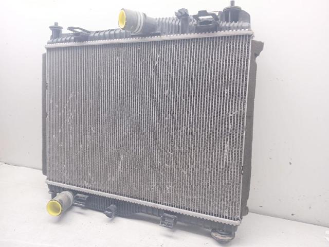 H1BG8005CC Radiador de refrigeración del motor  disponible Málaga