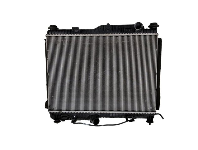 H1BG8005CD Radiador de refrigeración del motor  disponible Utrera