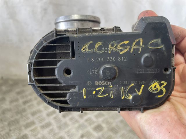 H8200330812 RENAULT Cuerpo de mariposa  en stock Huelva