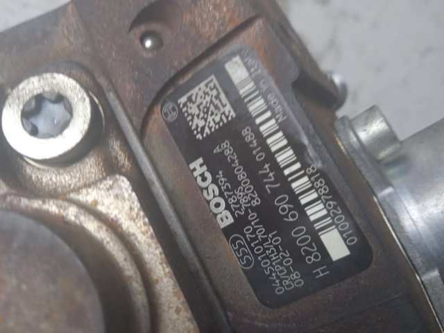 RENAULT H8200690744 Bomba inyectora comprar Tarragona