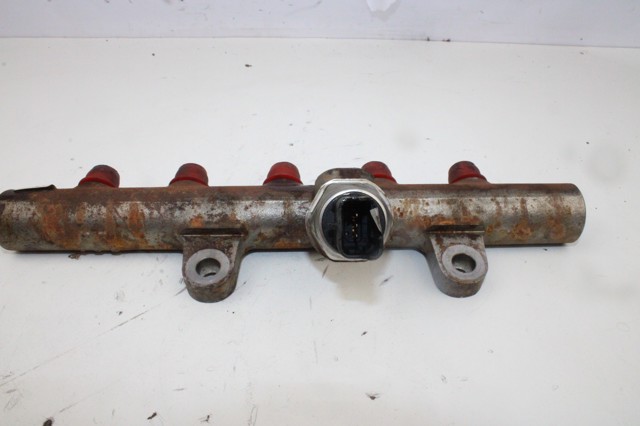 Regulador de presión de combustible, rampa de inyectores Renault LOGAN 1 LS