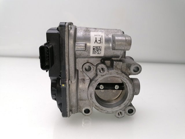 H8201171233 RENAULT Cuerpo de aceleración completo  disponible Vigo