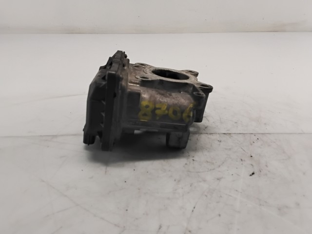 RENAULT H8201171233 Cuerpo de mariposa  en stock Terrassa