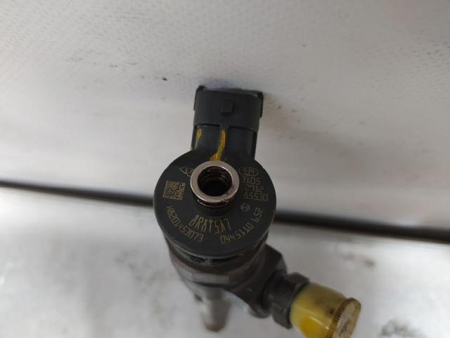 H8201453073 RENAULT Inyector comprar Madrid