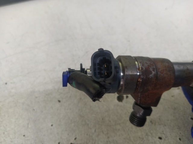 RENAULT H8201636333 Inyector de combustible  comprar en Murcia